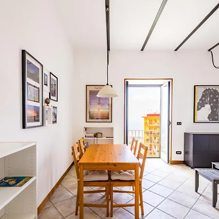 Apartman Stairway To The Vista Flat