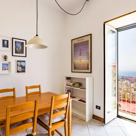 Apartman Stairway To The Vista Flat *